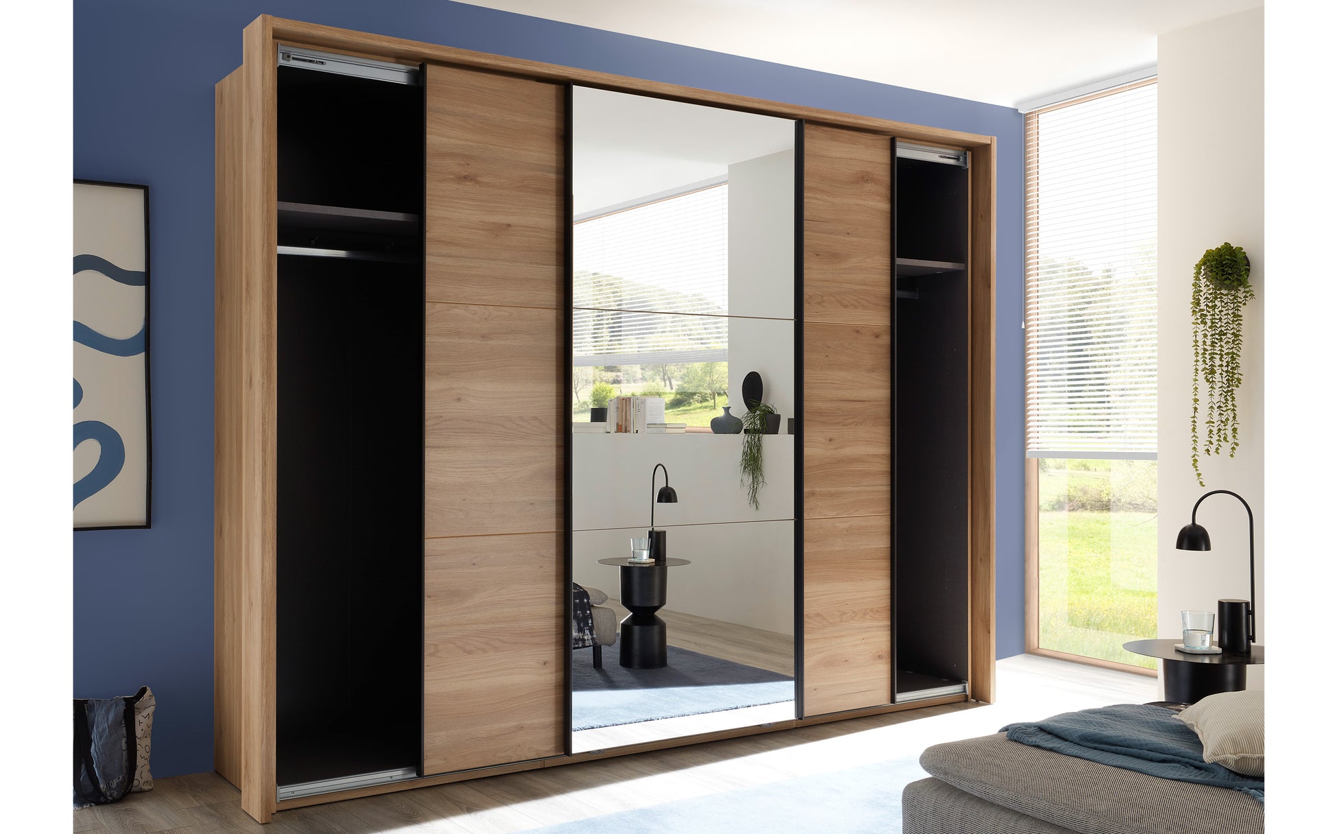 19230067 - Image