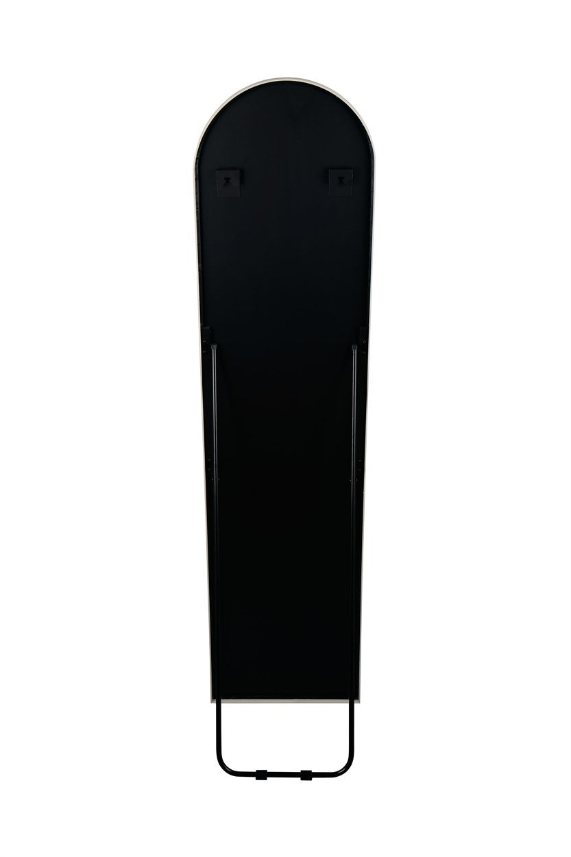 19790062 06 - Image