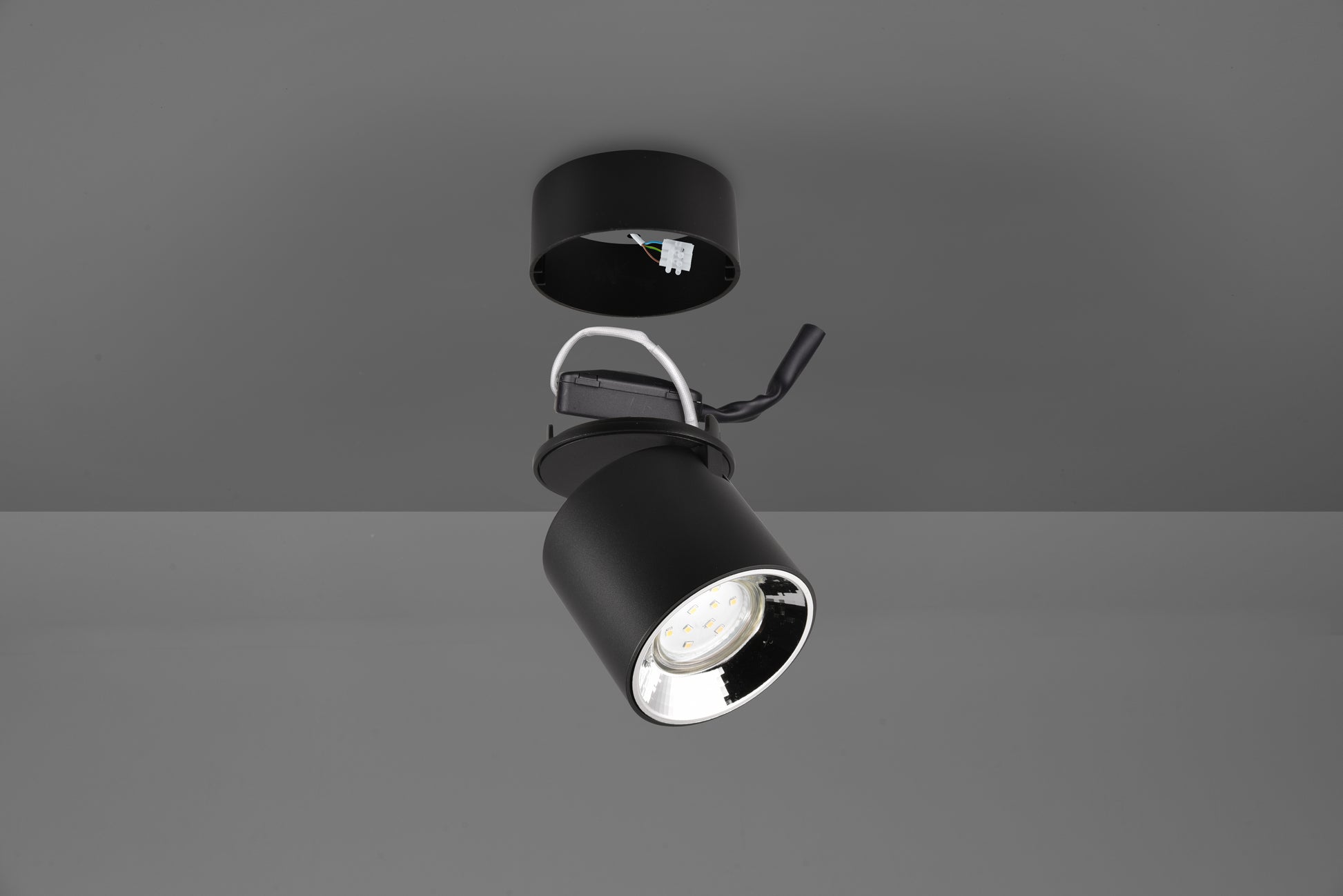 41101083 02 - Image